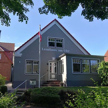 Landhaus Am Ufer - Wohnung 2 ハイリゲンハーフェン エクステリア 写真