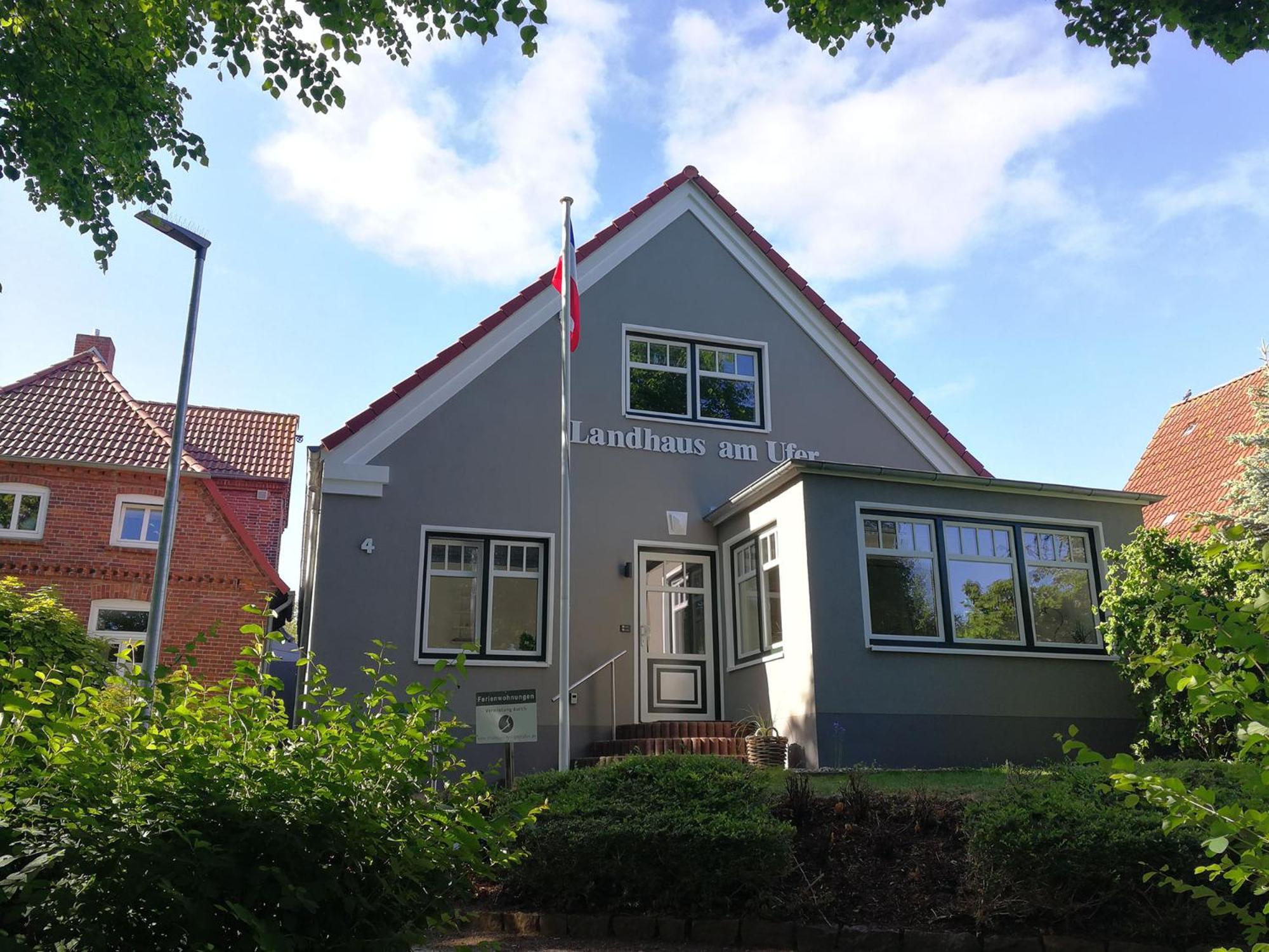 Landhaus Am Ufer - Wohnung 2 ハイリゲンハーフェン エクステリア 写真